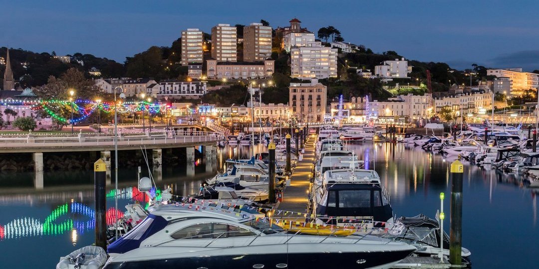 Auf in die Welt: Schüleraustausch in England: Torquay (Foto: Andre Mouton)