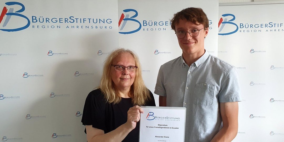 AUF IN DIE WELT-Stipendium: Carmen Lau und Alexander Kranz (Foto: BürgerStiftung Region Ahrensburg)