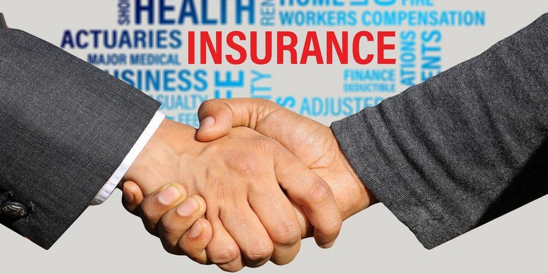 Versicherungen für Schüleraustausch und Gap Year